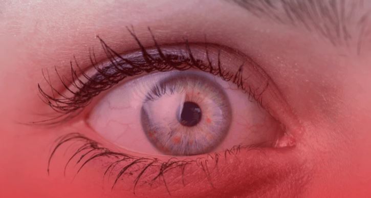 eye with red background